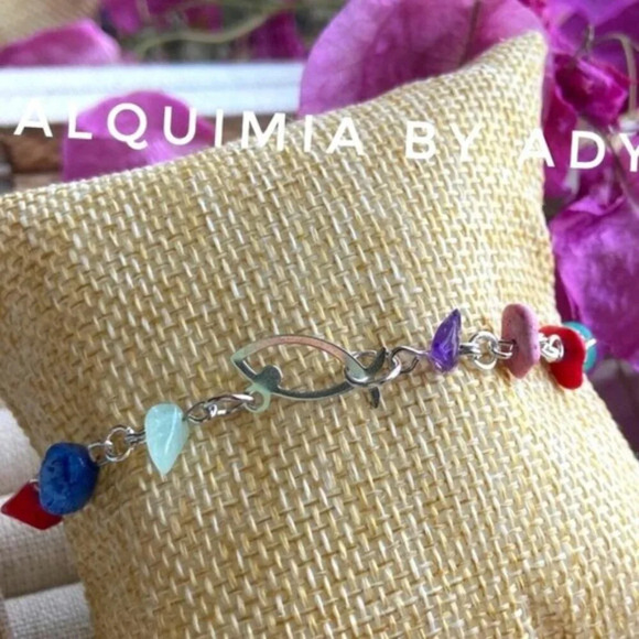 Multi colored Rainbow fish charm adjustable dainty white gold bracelet - Picture 1 of 2